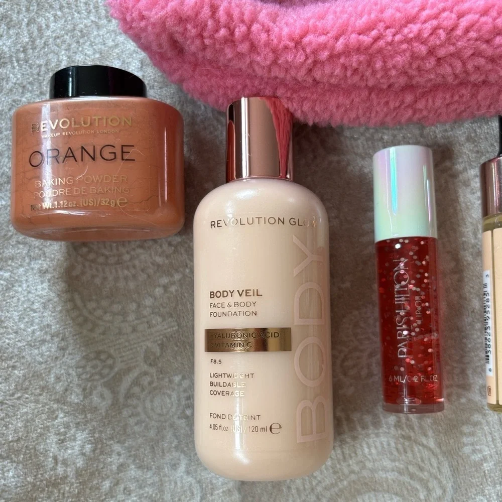 Makeup Revolution Set Foundation Baking Powder Oil Creator Bright Lights Palette